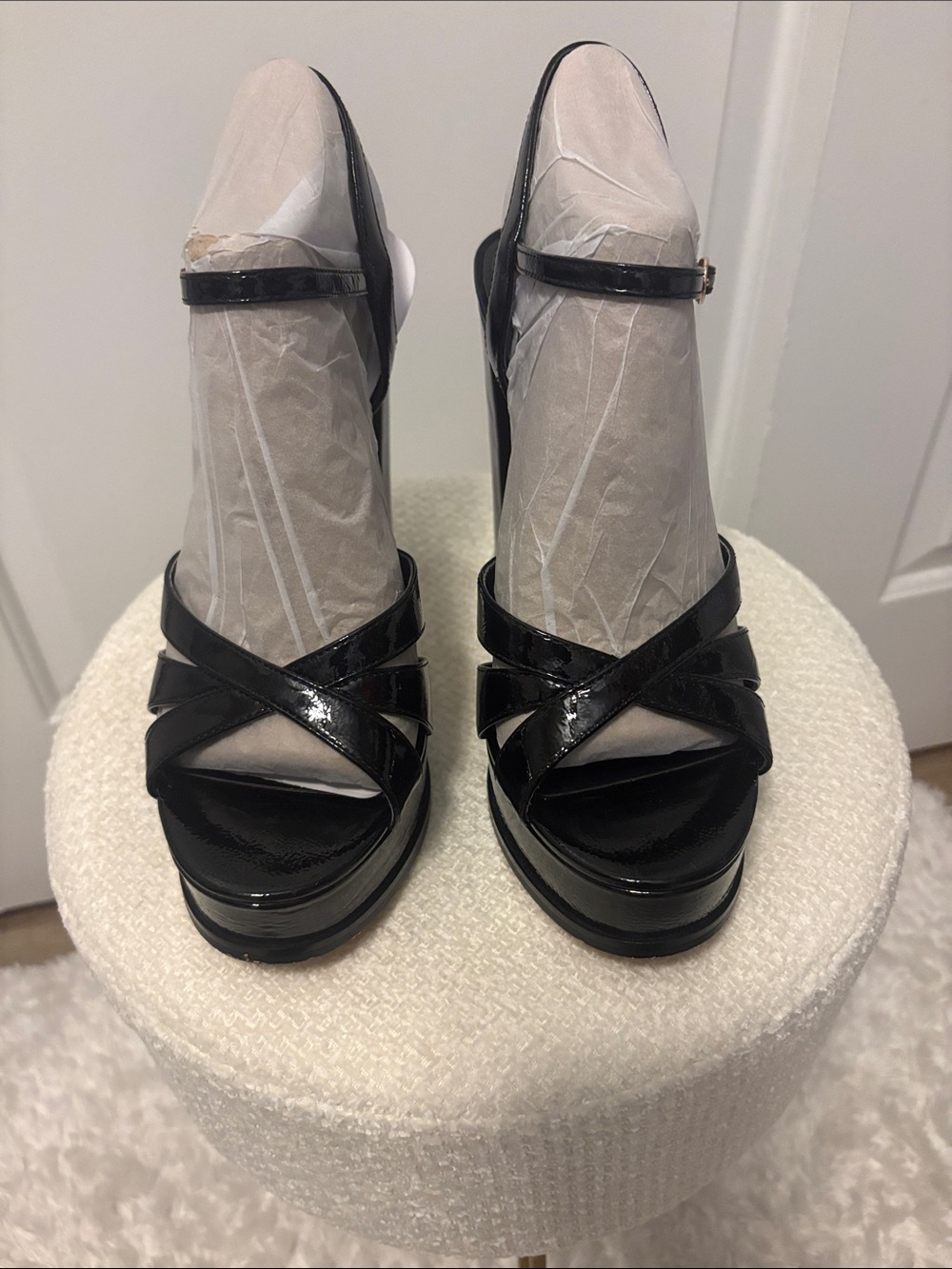 Jessica Simpson Black Patent Platform Sandals with Crisscross Straps